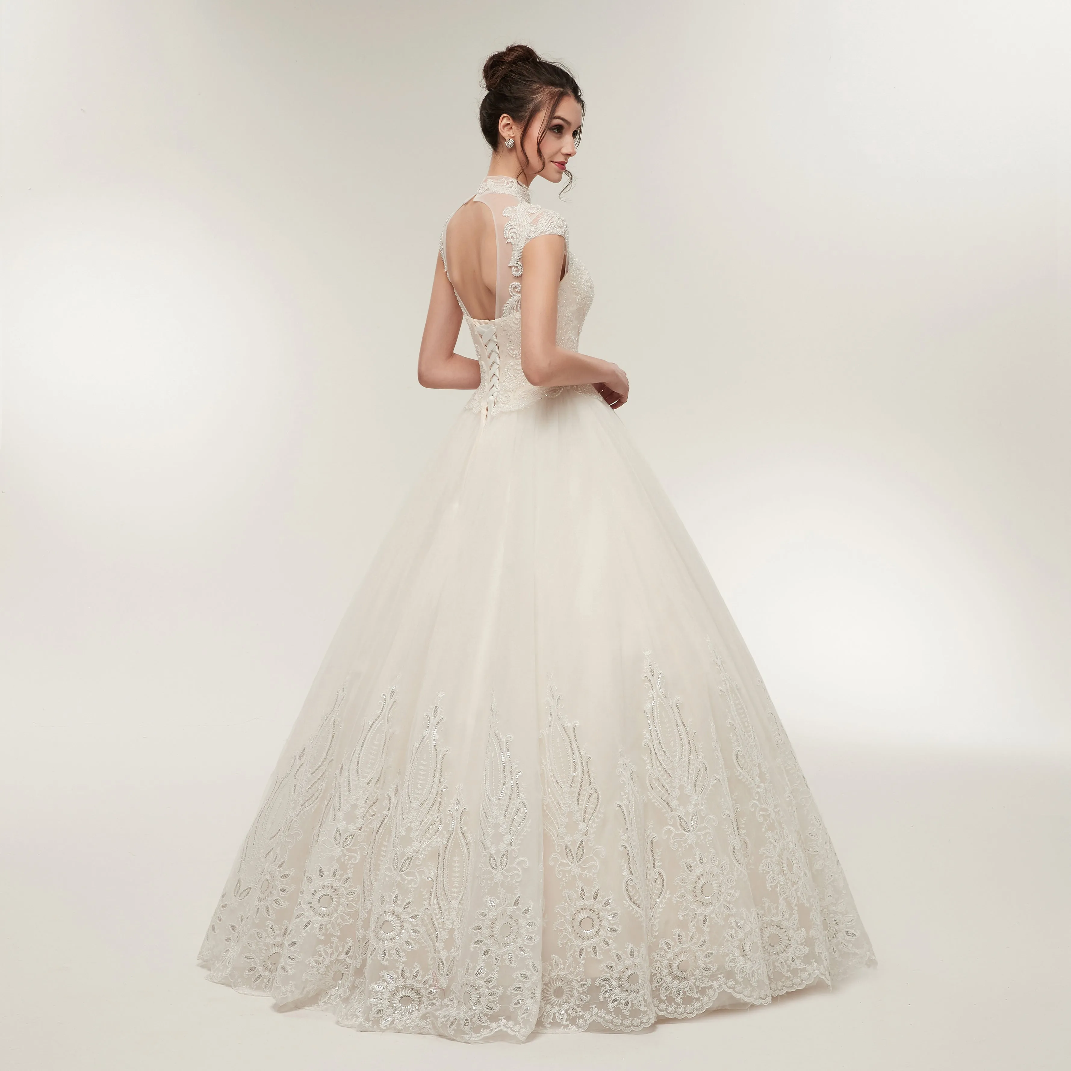 High Neck Light Champagne Appliques Elegant Lace Tulle Wedding Dresses AS50639