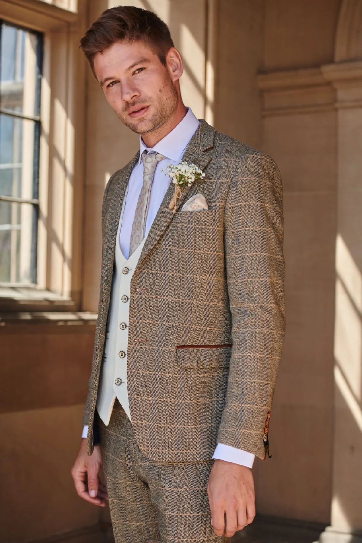 TED - Tan Tweed Check Suit with Kelvin Cream Waistcoat