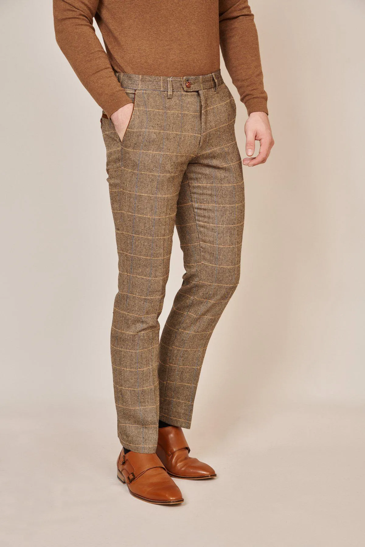 TED - Tweed Suit With MAX Navy Waistcoat