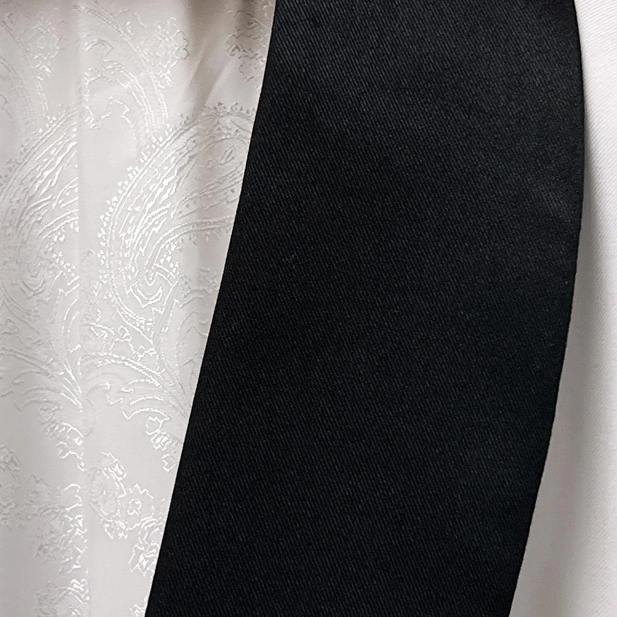 White Men's Tuxedo Suit Formal Wear